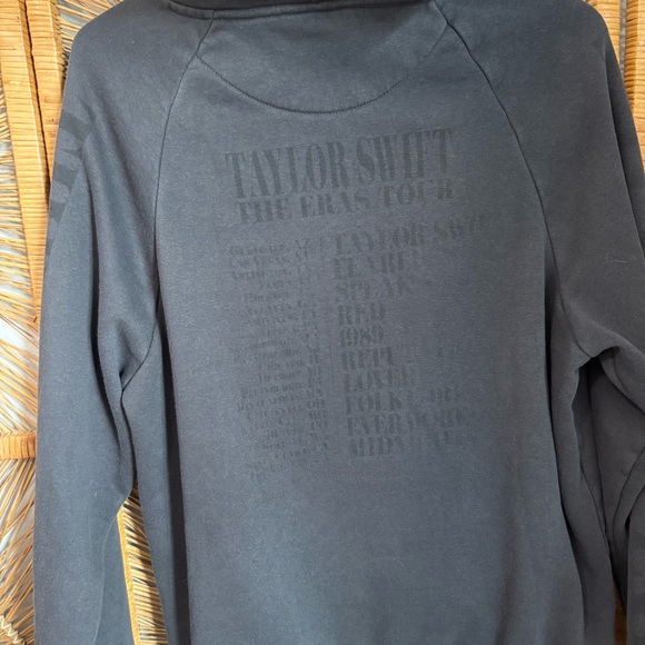 Taylor Swift The Eras Tour Black Hoodie - Limited Edition Merch Size M - Picture 7 of 7